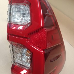 FARO TRASERO HILUX  2021 A 2023- (NUEVO)