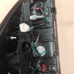 FARO TRASERO HILUX  2021 A 2023- (NUEVO)