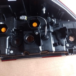 FARO TRASERO HILUX  2021 A 2023- (NUEVO)